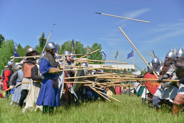а вот и "шампура" полетели