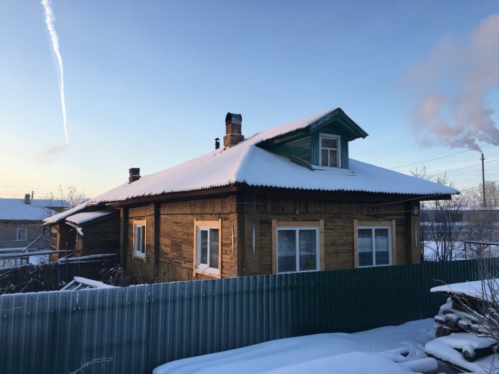 iPhone 6s (4) iPhone 6s (4)