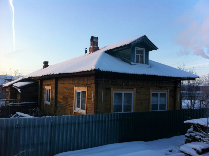 iPhone 4 (4) iPhone 4 (4)