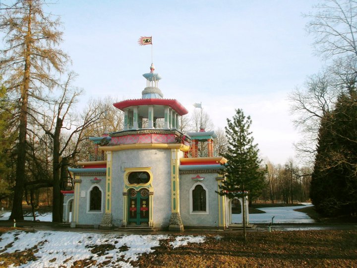 скрипучая беседка