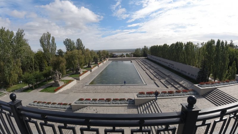 Площадь героев