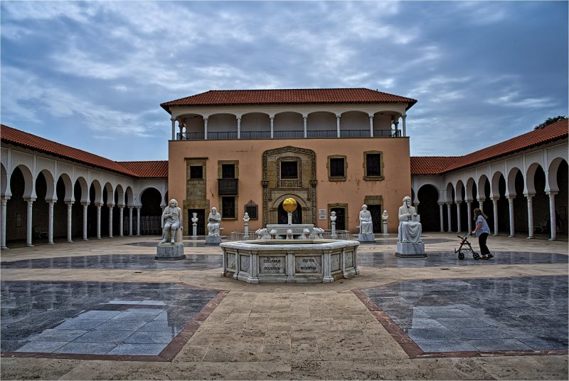 Кейсария. Музей Ралли. Основан в 1993 году. В нем экспонируется в основном латиноамериканское искусство и коллекция произведений С. Дали. Музей Ралли 2 открылся в 2007 году.В нем выставлены произведения классического искусства. ***Израиль Кейсария. Музей Ралли. Основан в 1993 году. В нем экспонируется в основном латиноамериканское искусство и коллекция произведений С. Дали. Музей Ралли 2 открылся в 2007 году.В нем выставлены произведения классического искусства. ***Израиль