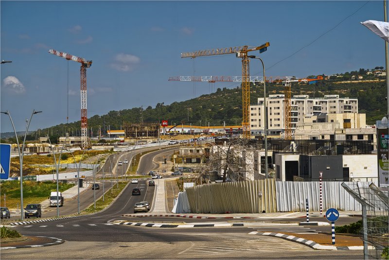 Израиль 2025год Мигдаль аЭмек ФРАГМЕНТ CЕТЬ МАГАЗИНОВ BIG Израиль 2025год Мигдаль аЭмек ФРАГМЕНТ CЕТЬ МАГАЗИНОВ BIG