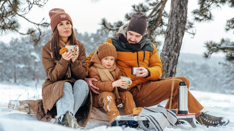 Идеи для зимней фотосессии: лучшие локации и образы для съемки - №32